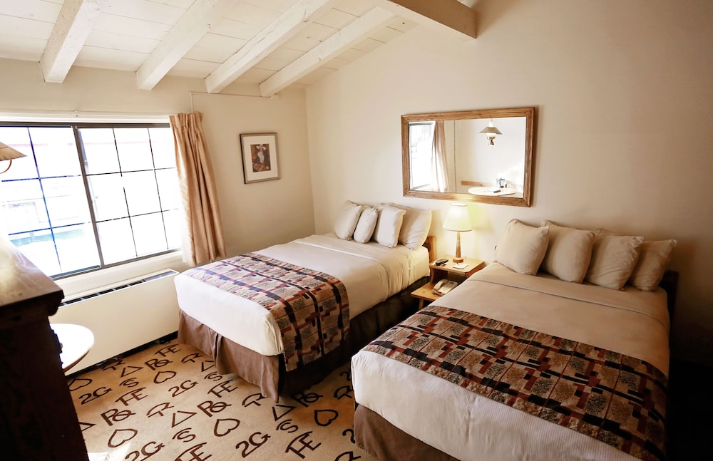 Dude Rancher Lodge - photo 15