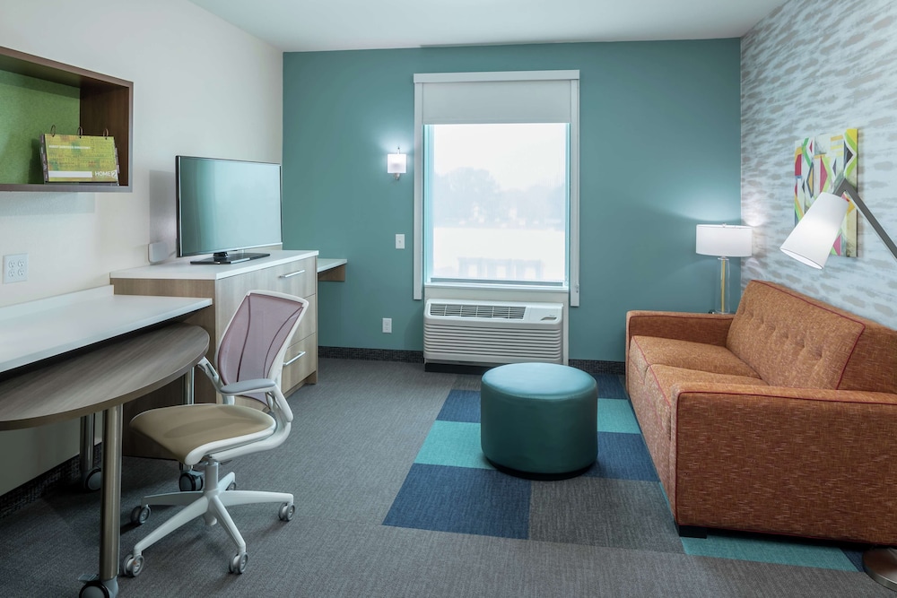 Home2 Suites by Hilton Jacksonville Airport - photo 10