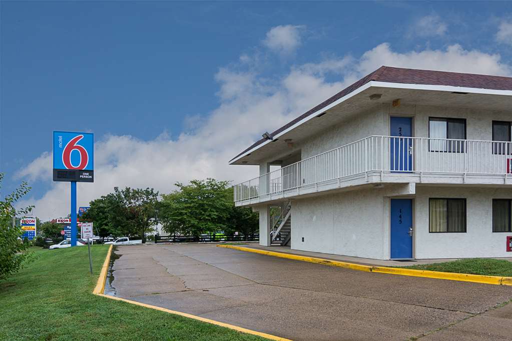 Motel 6 Fredericksburg VA North - photo 4