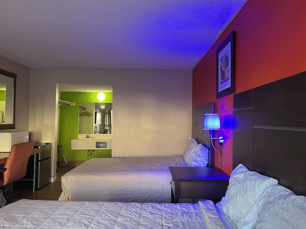 Hotel Europa Ridgecrest - photo 14