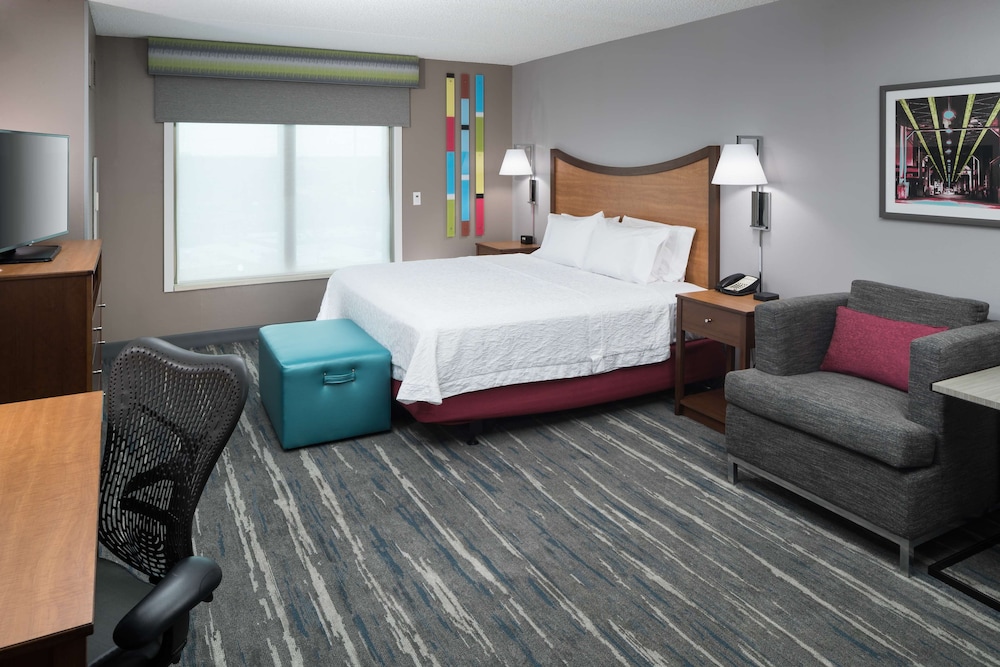Hampton Inn & Suites Chicago North Shore Skokie - photo 29