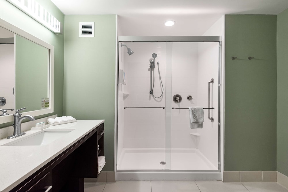 Home2 Suites by Hilton Ft. Lauderdale Airport Cruise Port - photo 20
