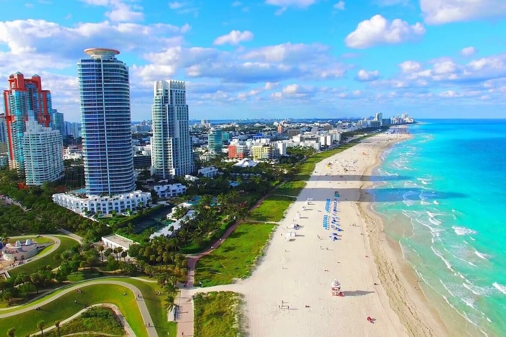 Gorgeous Studio 1bath Miami Beach 1 Block to the Ocean - photo 16