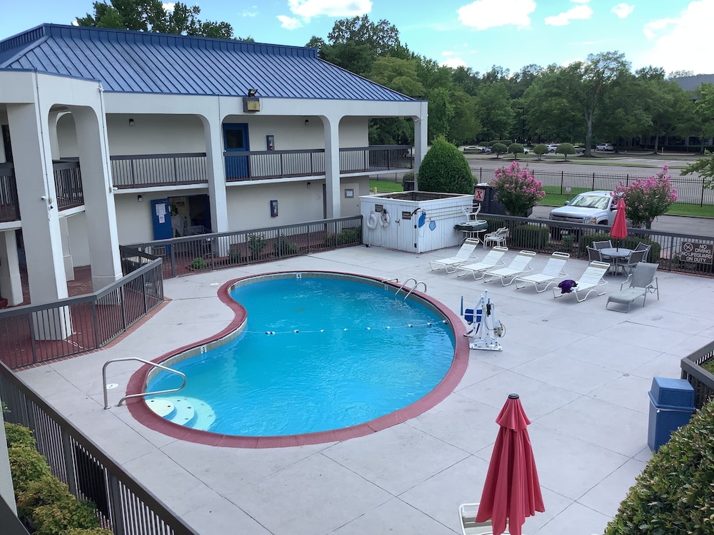 Motel 6 Memphis TN East - photo 36