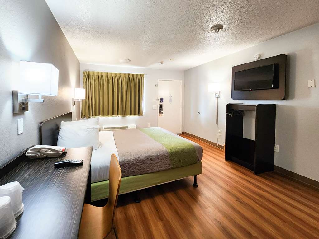 Motel 6 Baytown TX Baytown East - photo 9