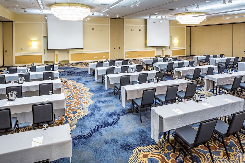 DoubleTree by Hilton Boston Andover - photo 46
