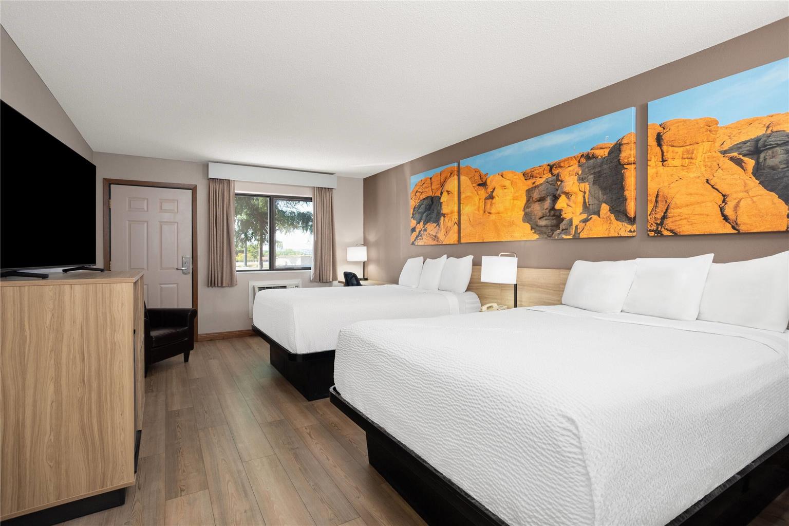 Days Inn by Wyndham Spearfish - photo 9