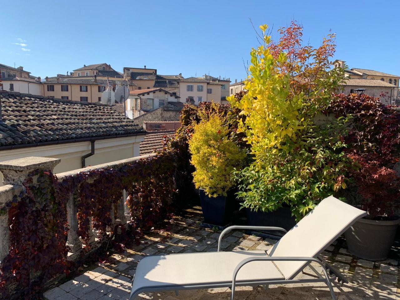 Porta Conca Apartments — 4-Star Luxury Hotel in Rieti, Italy