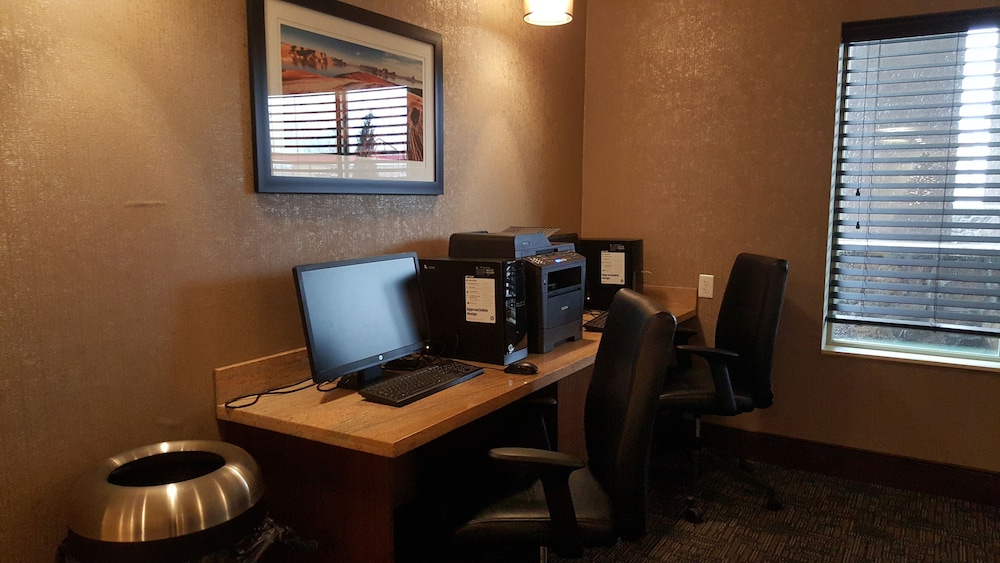 Holiday Inn Express & Suites Springville South Provo Area by IHG - photo 32