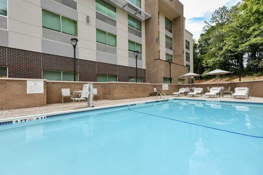 Holiday Inn Express & Suites Charlotte Ballantyne by IHG - photo 6
