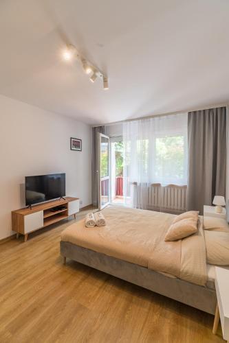 Kraków Czyżyny Terrace by Rentujemy — 4-Star Luxury Hotel in Krakow, Poland
