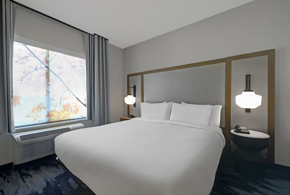 Fairfield Inn & Suites by Marriott Milwaukee Brookfield - photo 13