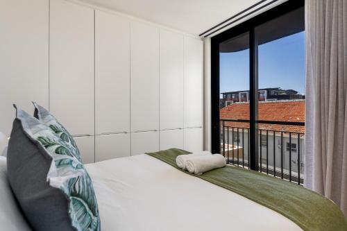 403 Marvol On Hall