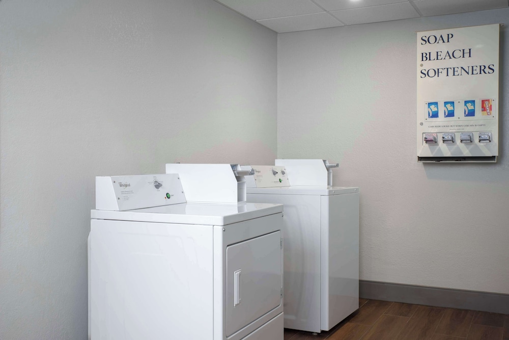Spark by Hilton Miami Doral - photo 30