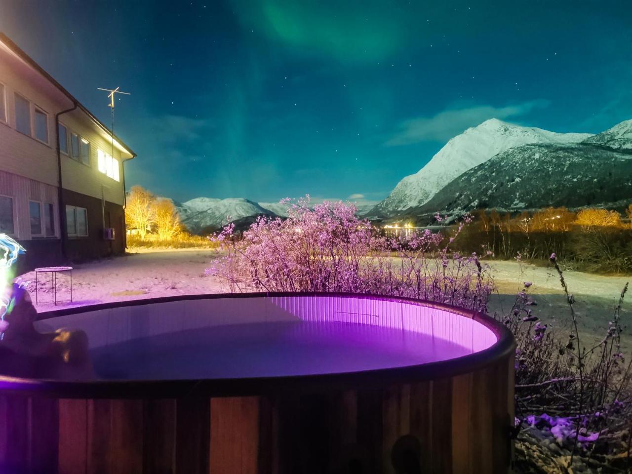 Tjeldøya Slott — hotel near Harstad/Narvik Airport