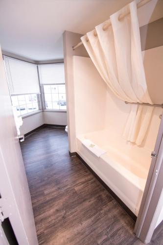 Hotel Dewey - photo 29