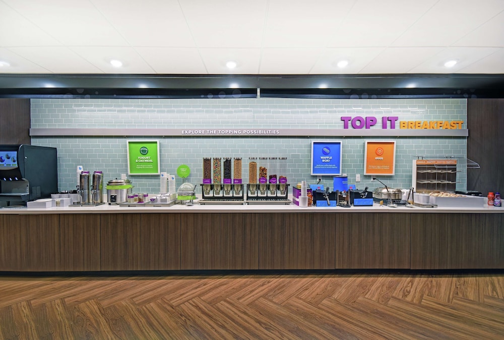 Tru by Hilton Grand Rapids Airport - photo 26