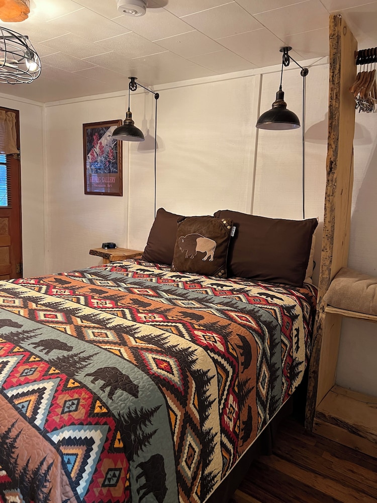 Chinook Winds Motel - photo 45