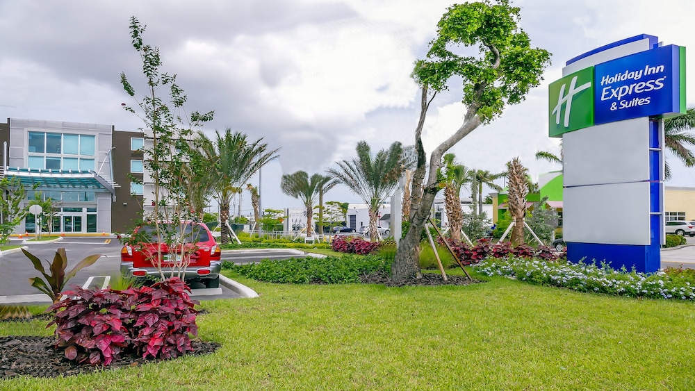 Holiday Inn Express & Suites Miami Airport East by IHG - photo 85