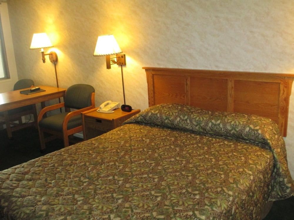 Bozeman Inn - photo 9
