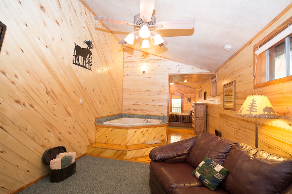 Upper Canyon Inn & Cabins - photo 82