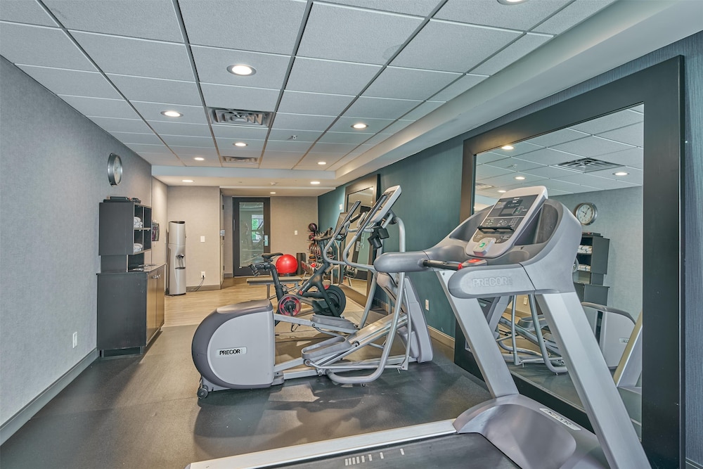 Hampton Inn Flemington - photo 33