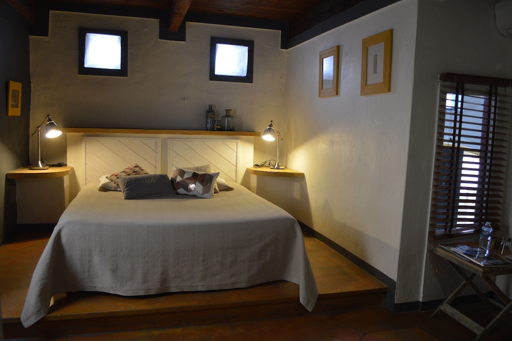 La Chamberte — hotel in Villeneuve-Les-Beziers