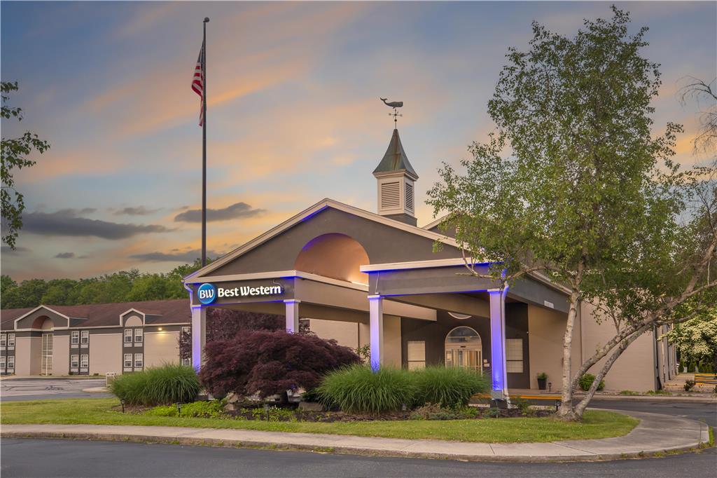 Best Western Mystic Hotel — hotel near Westerly State Airport