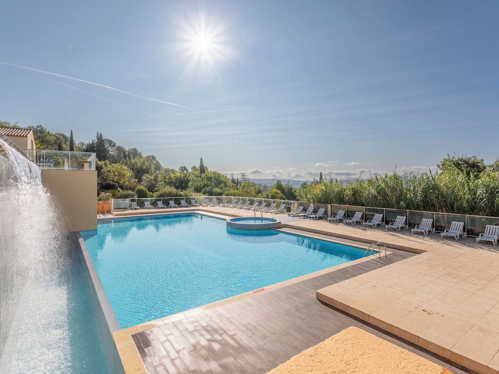 Vacancéole Le Domaine de Camiole — hotel in Callian