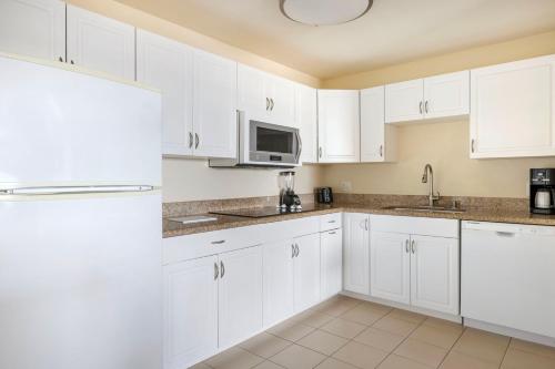 Hilton Vacation Club Riviera Beach & Shores - photo 8