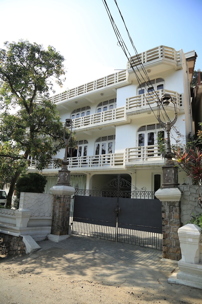 Castelo Kandy Hotel — Kandy — photo 2