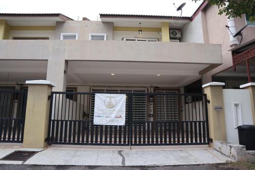 Dudu Guesthouse Kuala Kangsar — 4-Star Luxury Hotel in Kuala Kangsar, Malaysia