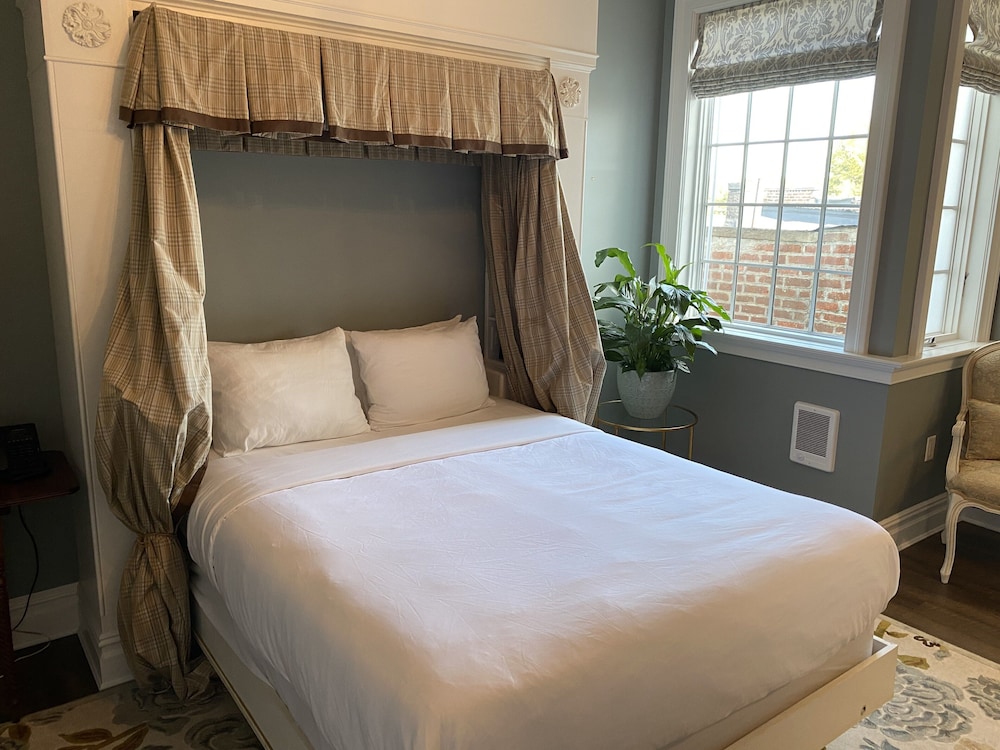 The Dutchess Inn and Spa at Beacon - photo 6