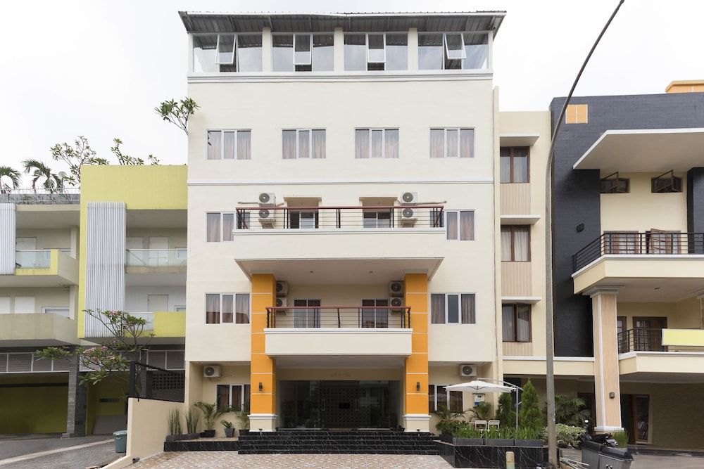 Hotel Shiraaz 2 — hotel in Kalka