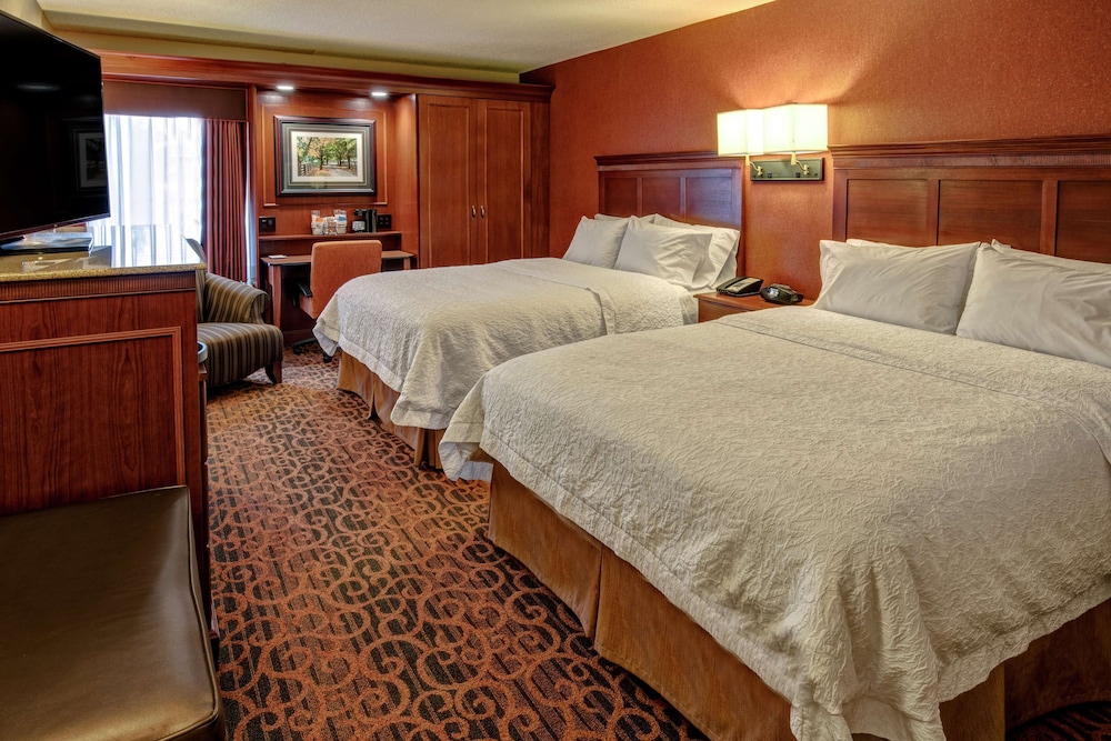 Hampton Inn Winchester - photo 11