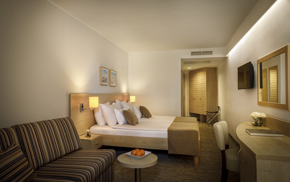 Valamar Parentino Hotel — Porec — photo 5