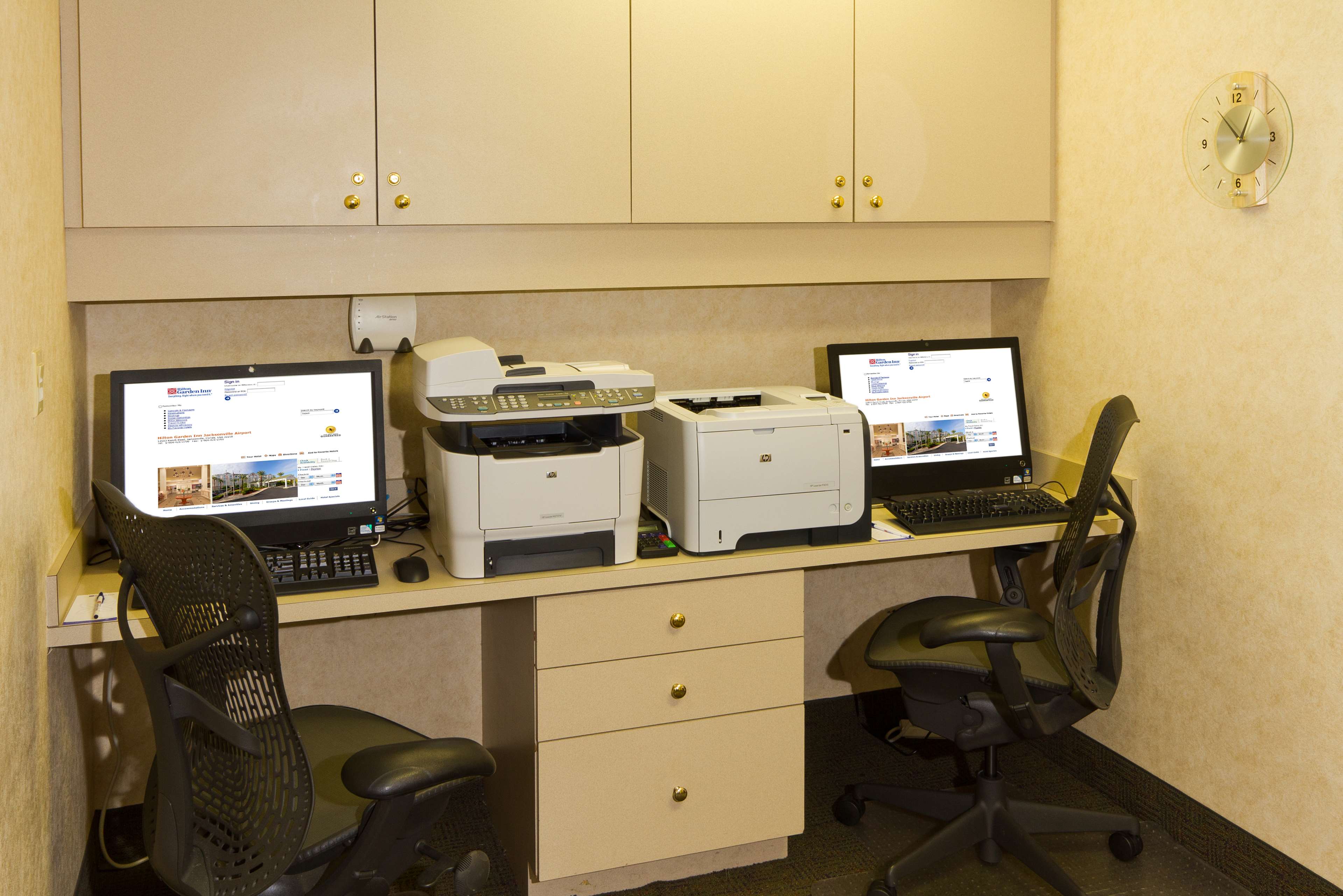 Hilton Garden Inn Jacksonville Airport - photo 24