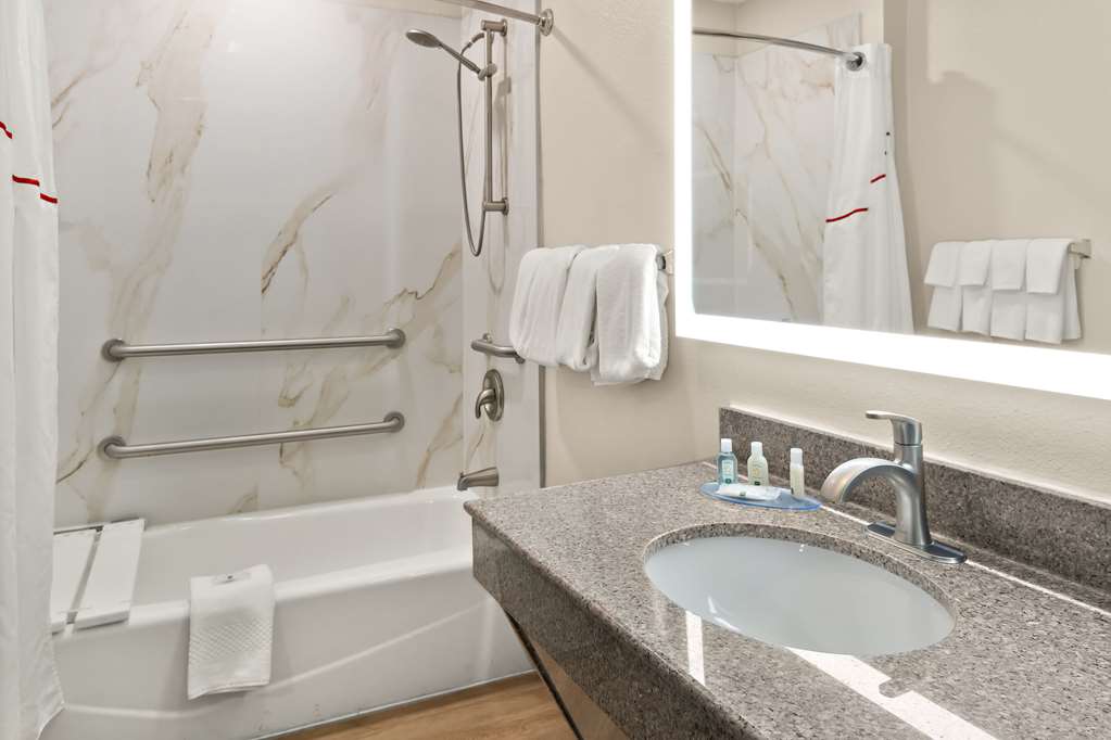 Quality Inn & Suites Weatherford - photo 26