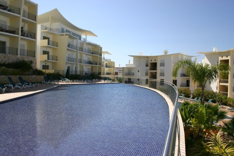 Apartamentos Encosta Da Orada Garvetur — 4-Star Luxury Hotel in Albufeira, Portugal