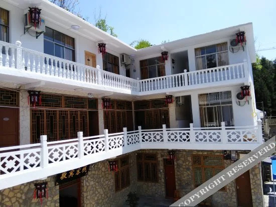Jingbin Inn - carbon neutral hotel in Enshi