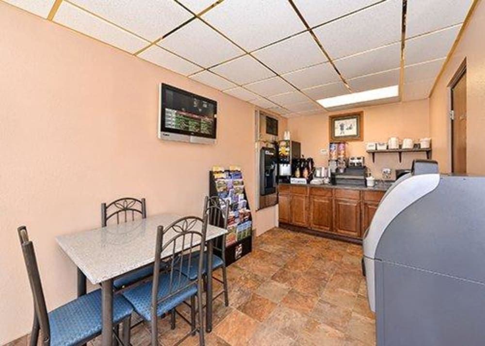 Dickinson Inn - photo 14