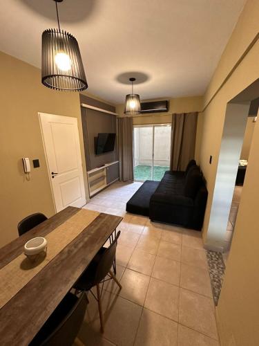 Apartamento Céntrico para 4 personas con Patio — 4-Star Luxury Hotel in Santiago Del Estero, Argentina