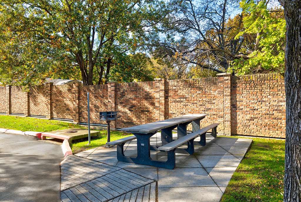 Studio 6 North Richland Hills TX Fort Worth - photo 3