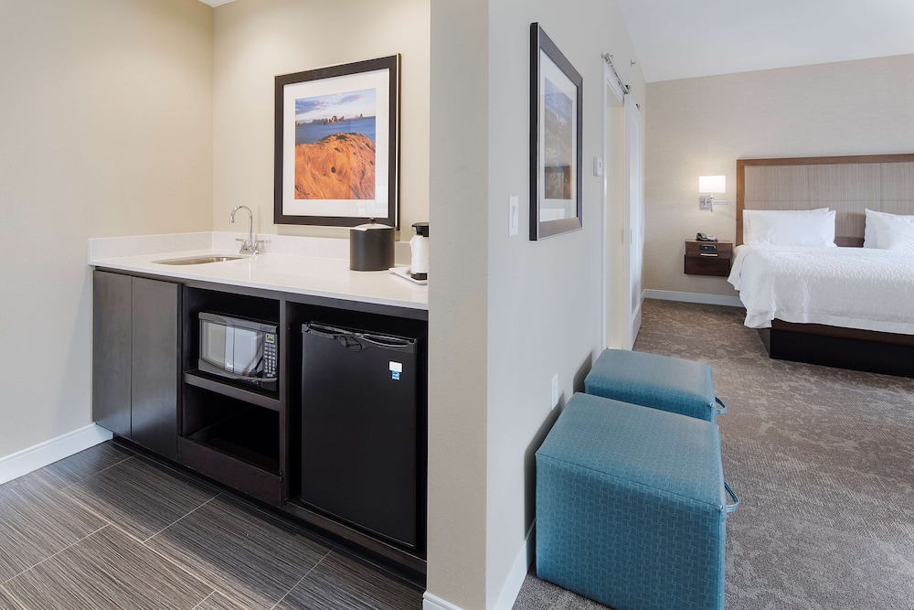Hampton Inn & Suites Page Lake Powell - photo 12