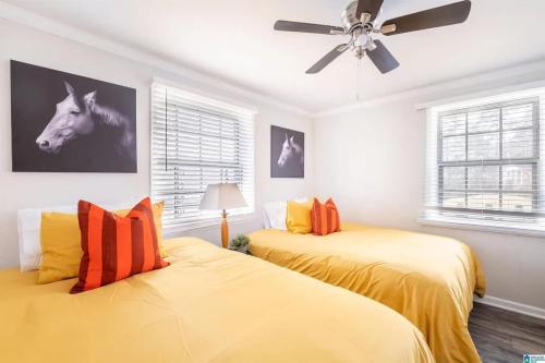 Southern Charm l 5BR l Sleeps 14 l A Location - photo 47