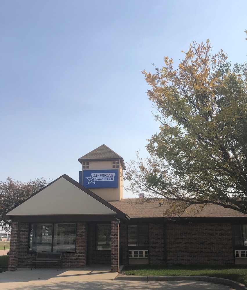 Americas Best Value Inn Onawa - featured photo