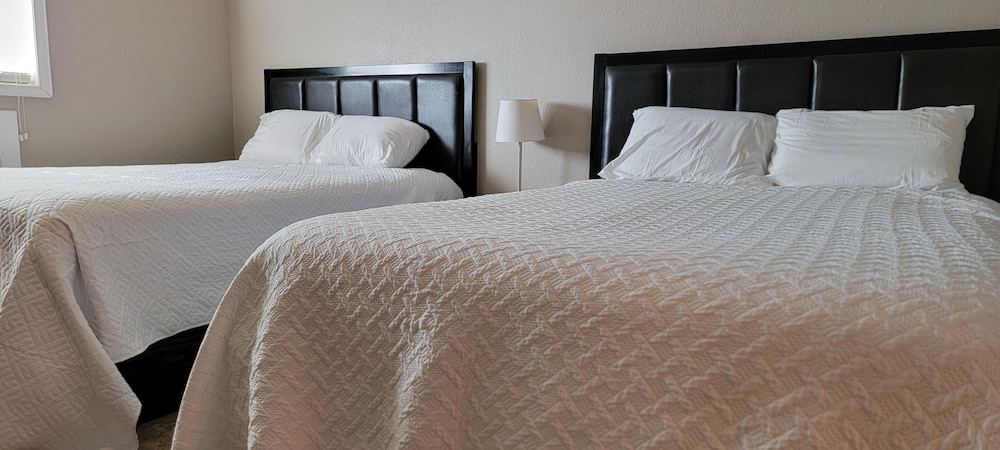 Five Star Inn - photo 3