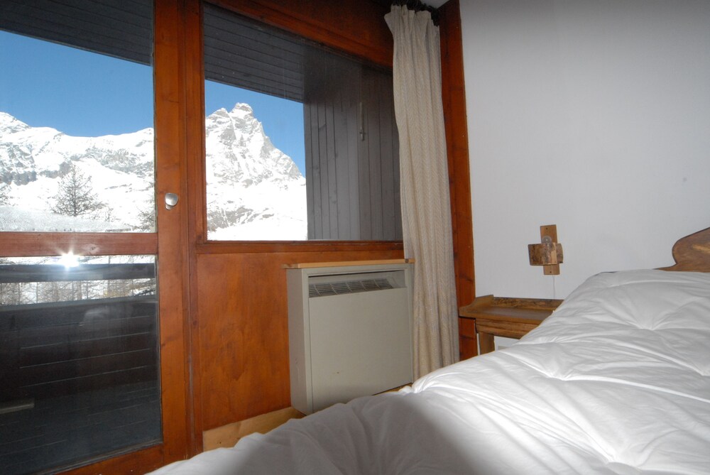 Cromotherapy Apartment — 4-Star Luxury Hotel in Valtournenche, Italy