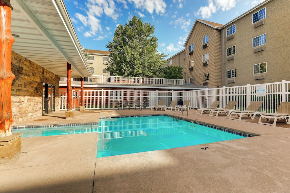 Stoney Creek Hotel Columbia - photo 38