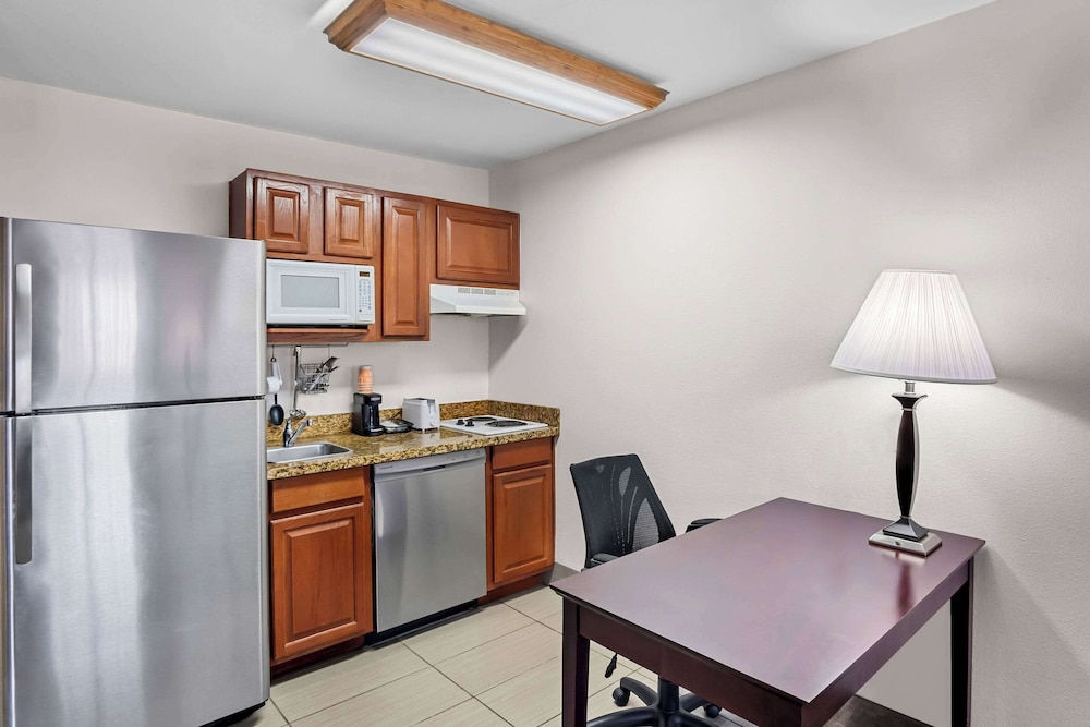 MainStay Suites Addison Dallas - photo 21